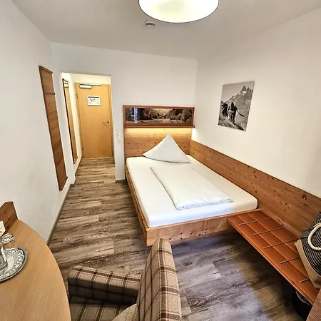 Naturhotel Cafe Waldesruhe Готель 4*